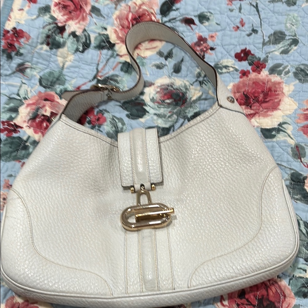 SOLD Elegant Gucci Jackie White Leather Shoulder Bag